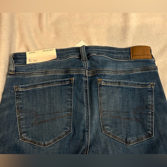 never worn American Eagle jeans/ jegging- next level stretch - Picture 6 of 8